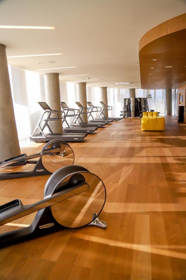 Maritim Hotel Plaza Tiranë Luaran gambar The gym at the Mandarin Oriental, Munich